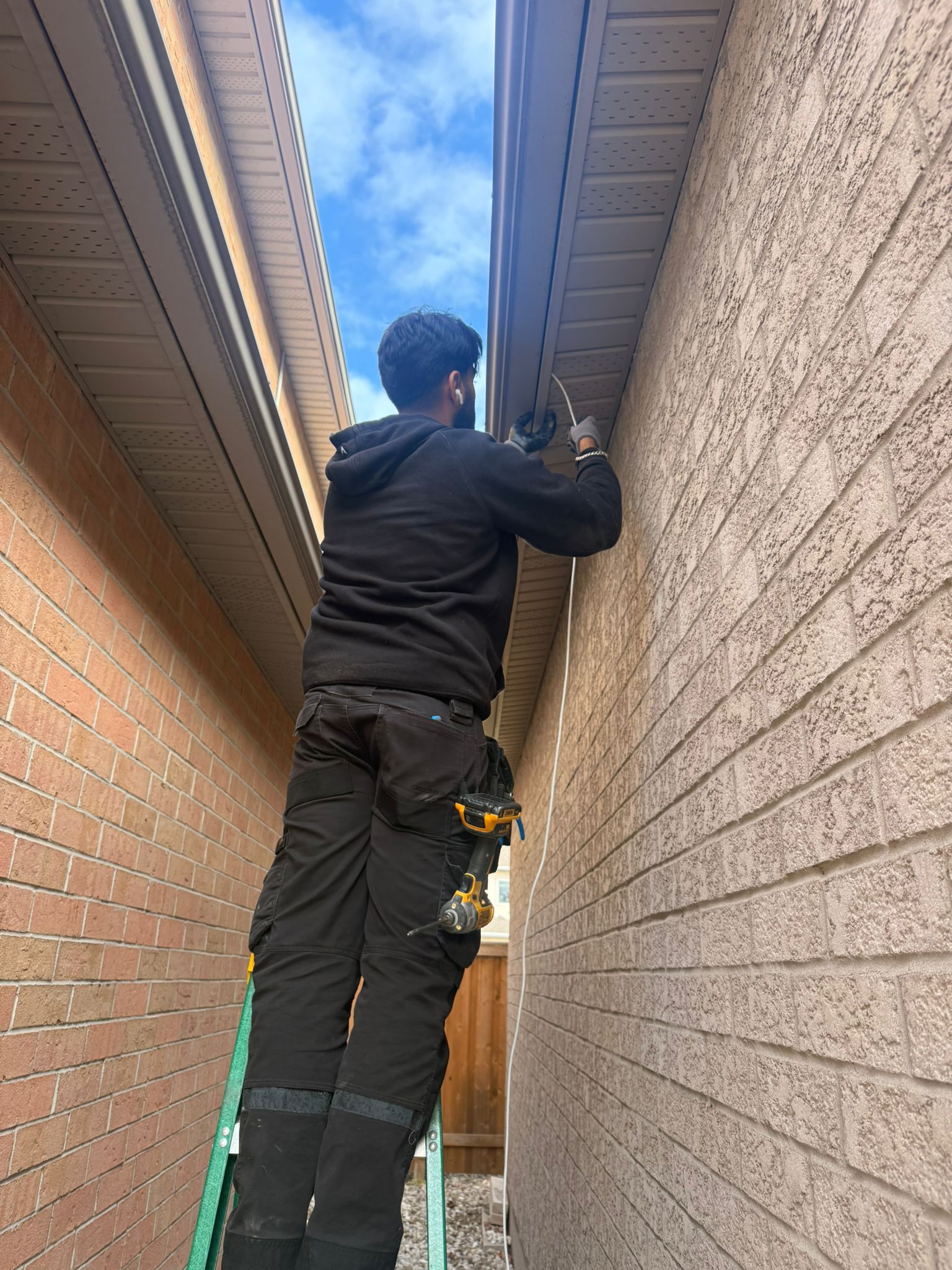 Vigilant Arc Project, Ontario